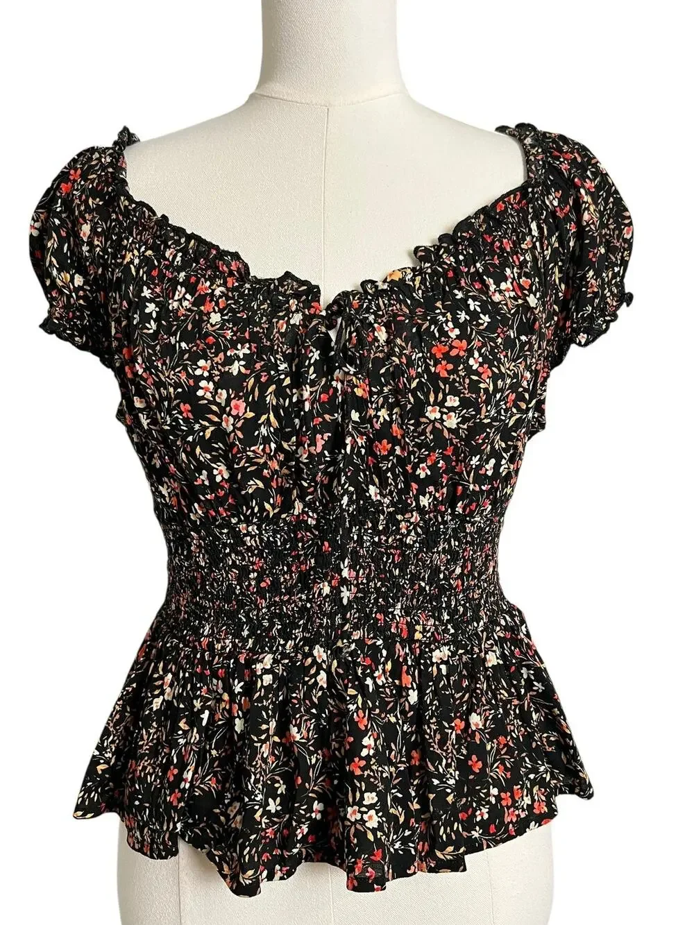Old Navy Blouse Womens XS Petite Black Floral Smocked Peplum Top Boho Ruffle